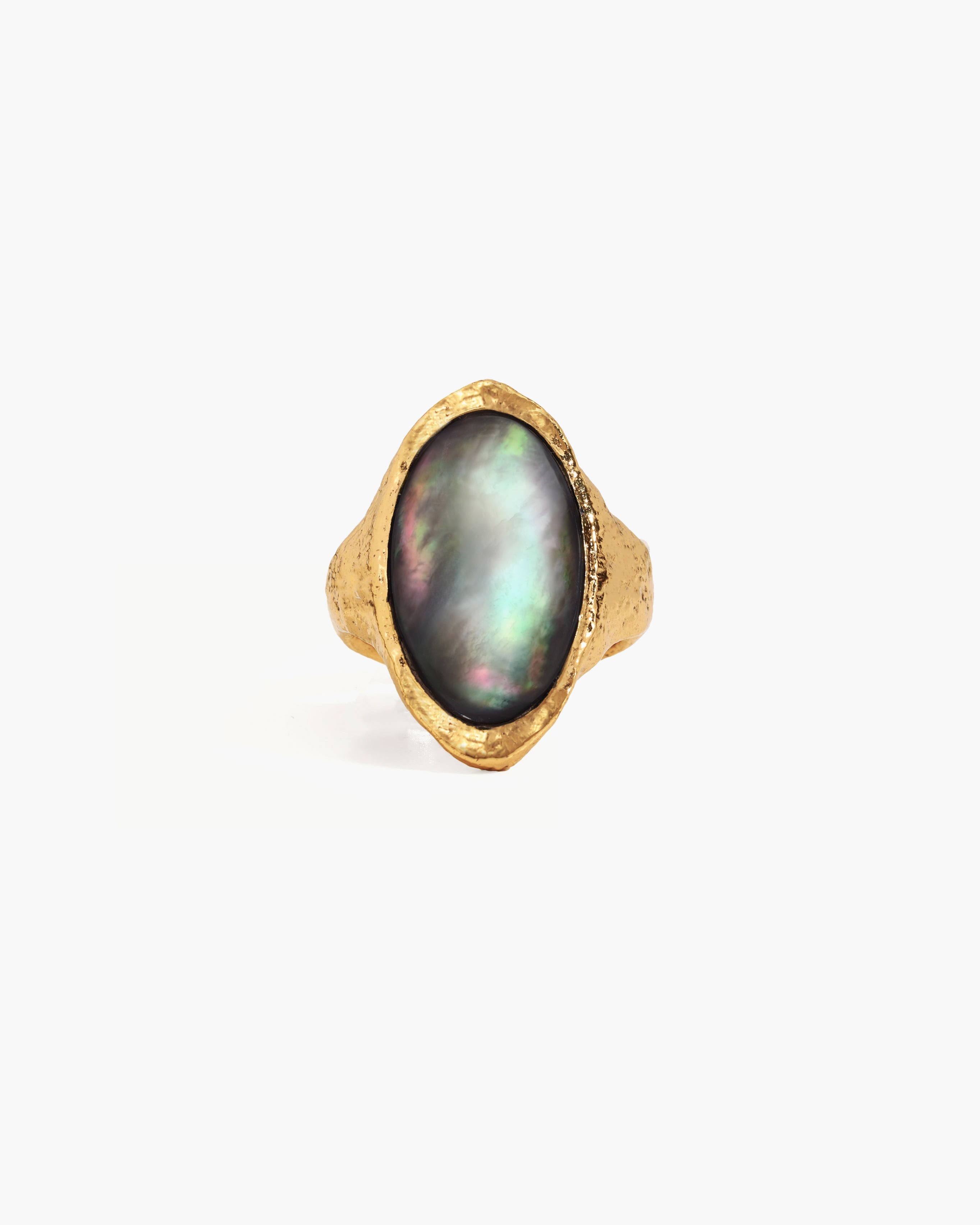 Midnight Oval Shell Ring in Silver