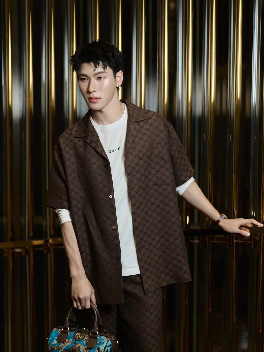 2026 New Arrival GU All-over Jacquard Print Short-sleeved Shirt (AA579-A90)