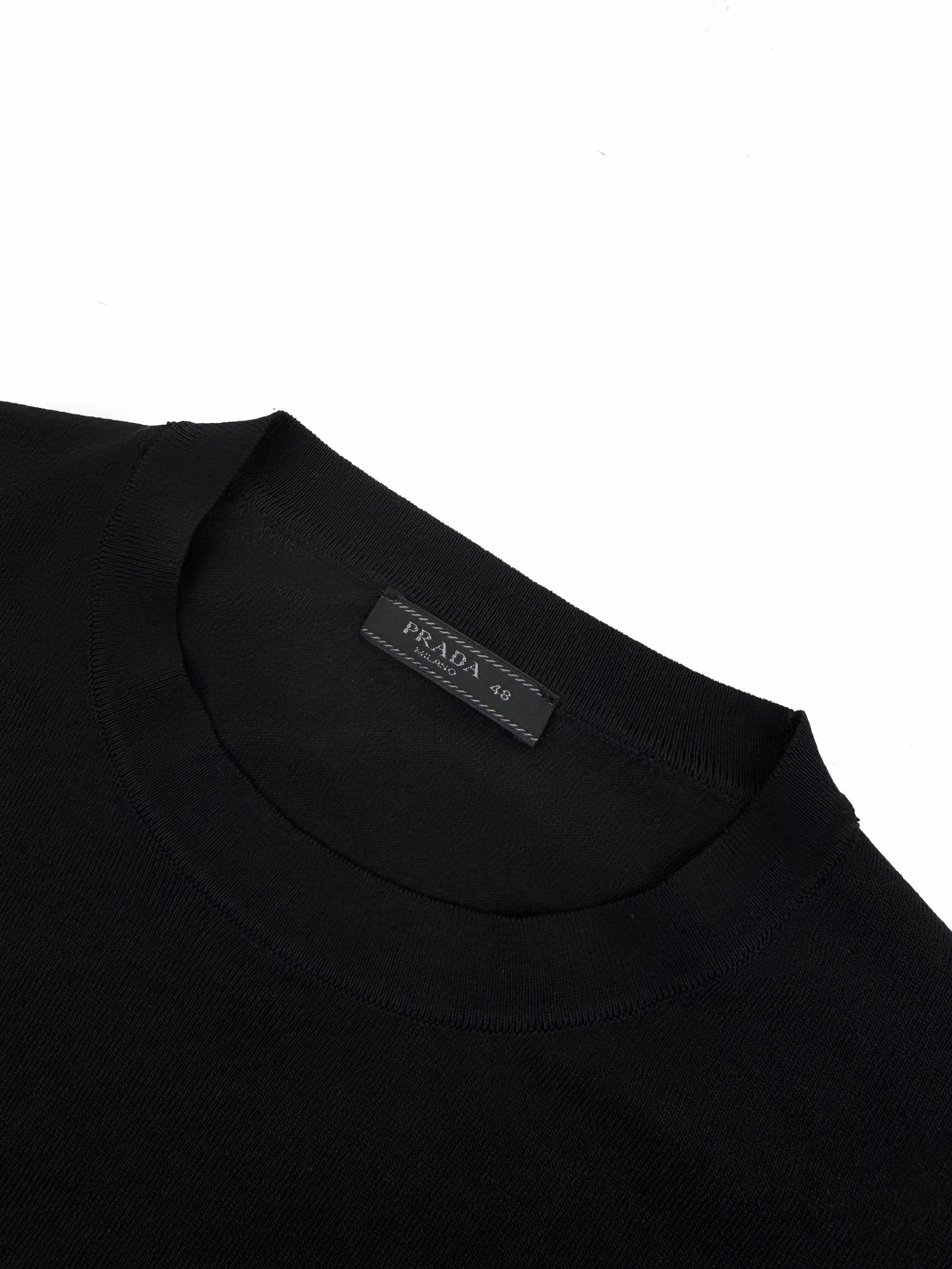 2026 New Triangle Brand Embroidered T-Shirt (AA541-A50)