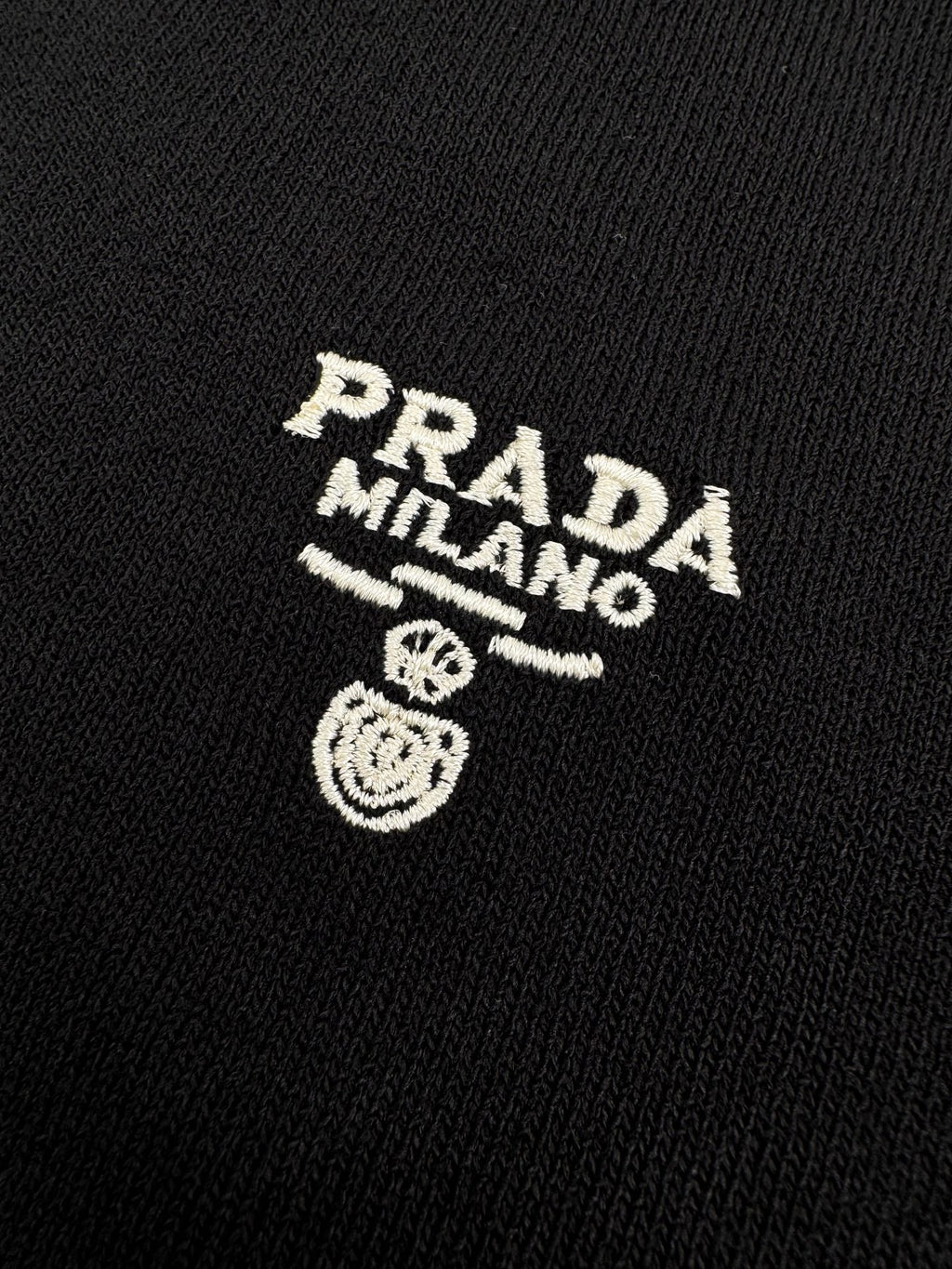 2026 New Triangle Brand Embroidered T-Shirt (AA541-A50)