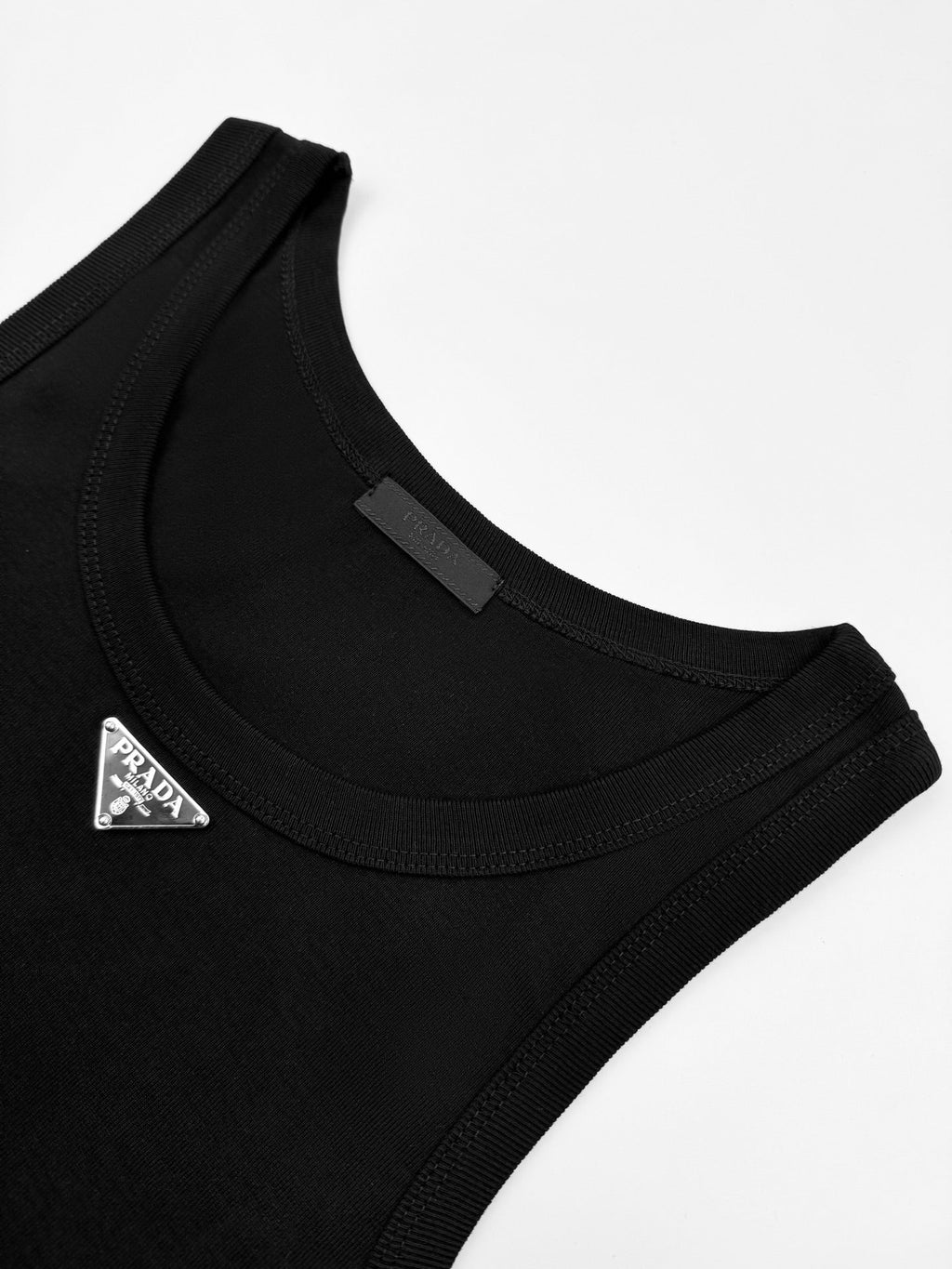 2026 Women’s Triangle Brand Tank Top with Triangle Logo on the Chest (FF717)
