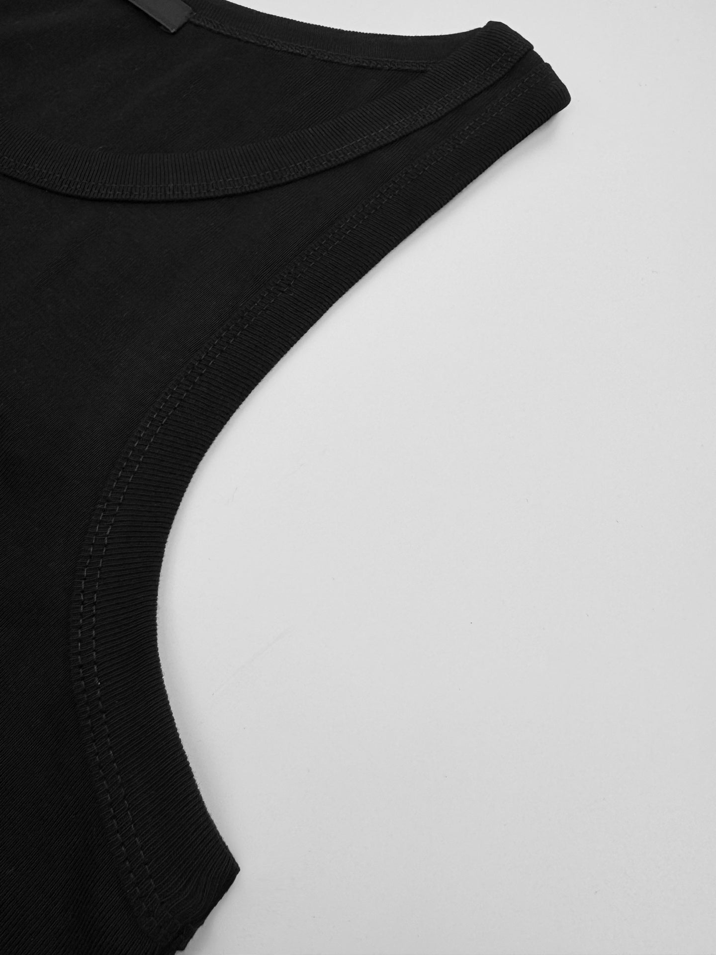 2026 Women’s Triangle Brand Tank Top with Triangle Logo on the Chest (FF717)